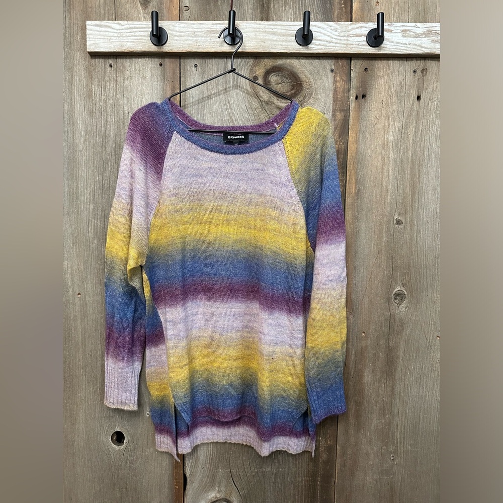 Express Lightweight Ombré Sweater in Purple & Yellow Size Small Women’s
